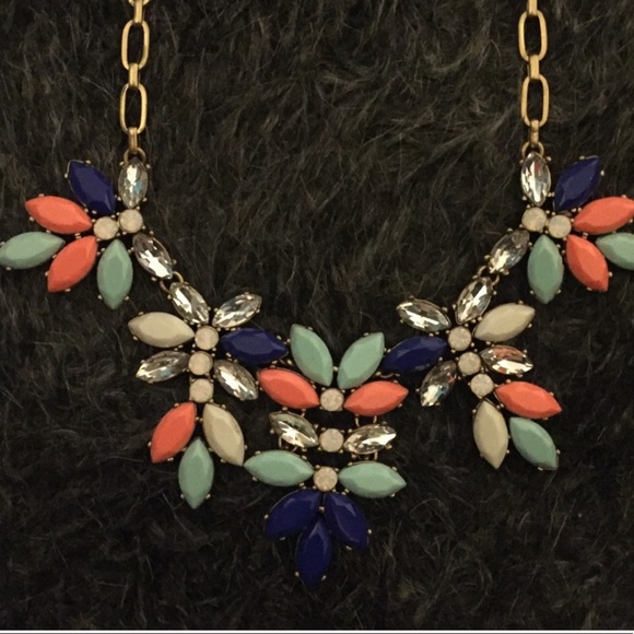 NWT J Crew Statement Necklace - Picture 3 of 3